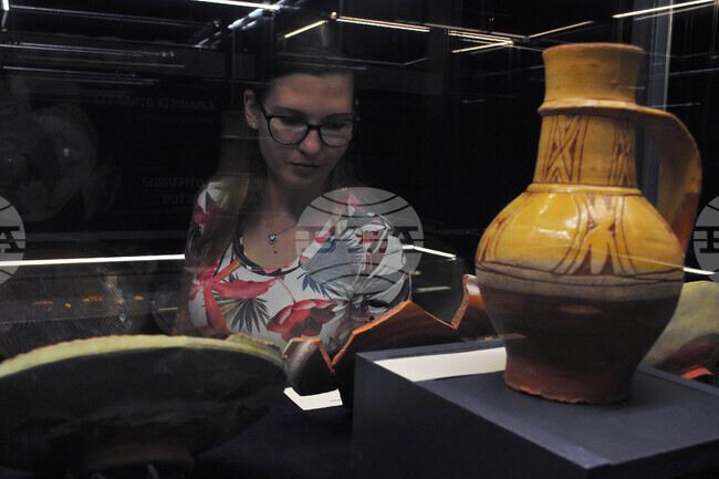 Бургас - сграфито керамика - експозиция