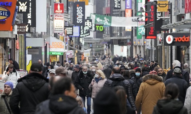 Годишната инфлация в еврозоната през февруари се забавя до 2,4 на сто