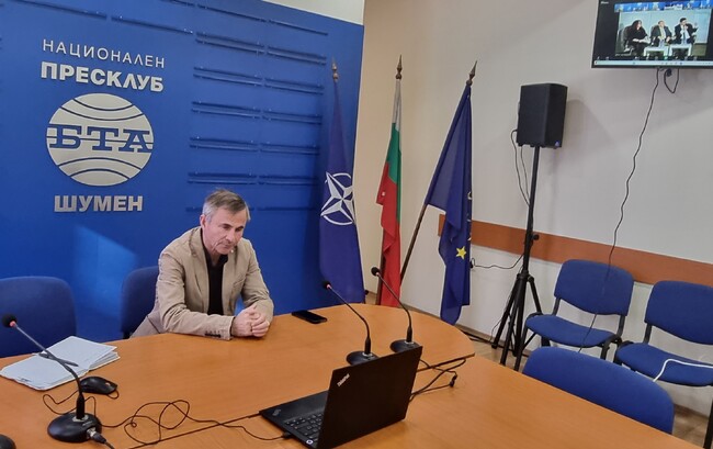 Единствените български градове на които са кръстени астероиди са Шумен и Пловдив, каза проф. Драгомир Марчев