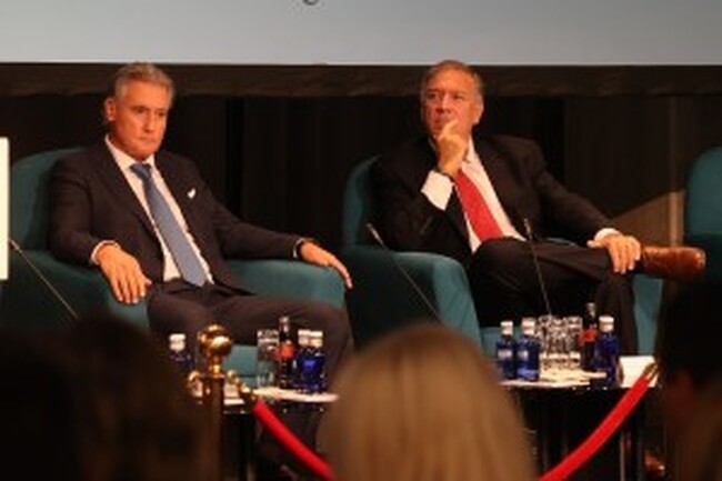 Майк Помпео изнесе лекция в София по покана на председателя на КРИБ