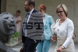 МВР - Катрин Де Бол