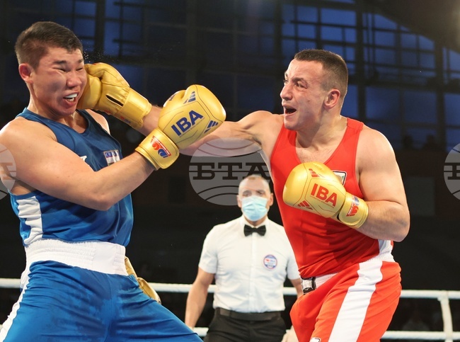 Бокс - Радослав Панталеев - Мадияр Саидраксимов