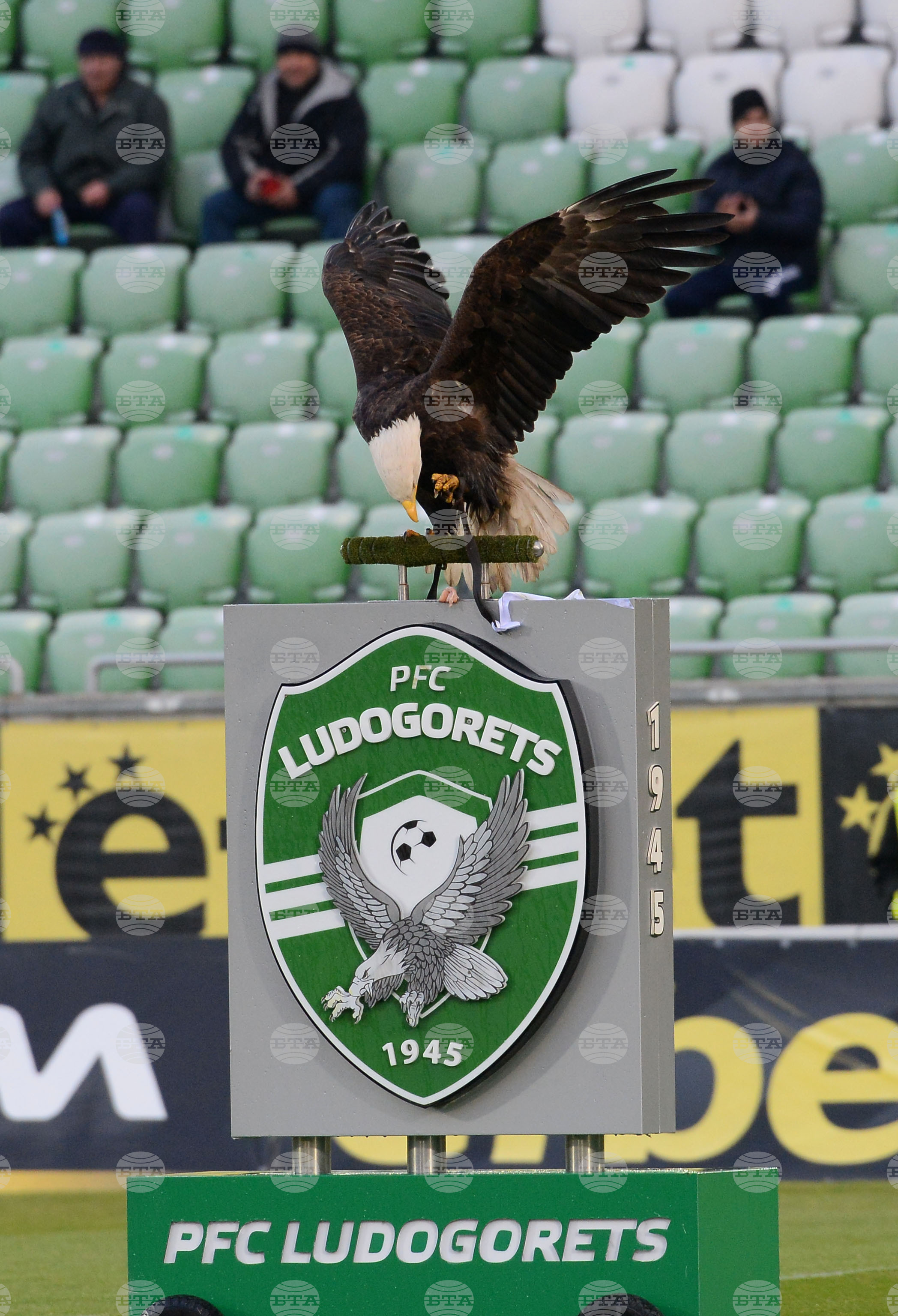 Разград - футбол - Лудогорец - Славия