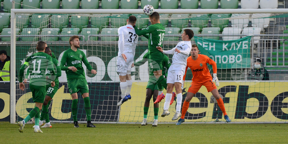 Разград - футбол - Лудогорец - Славия