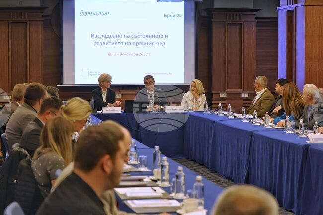 „Юридически барометър" - представяне