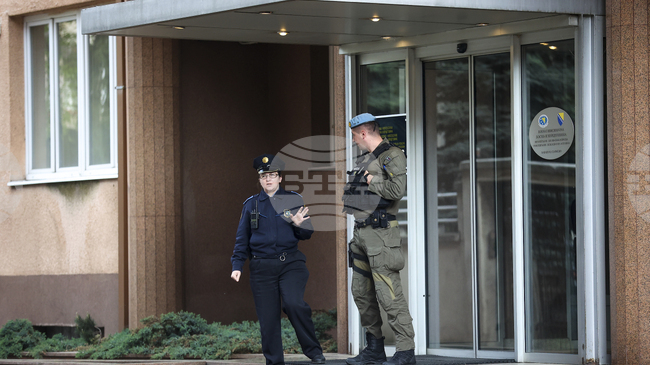 Правителството на мюсюлманско-хърватската федерация в Босна и Херцеговина увеличава заплатите на полицейските служители