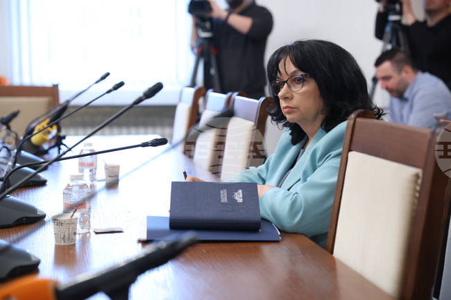Народно събрание - Временна комисия за установяване на факти и обстоятелства относно изчезналия стратегически документ "Пътна карта за реализация на проекта за разширение на газопреносната система на Република България"