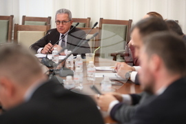 Народно събрание  - Временна комисия за проверка на всички факти и обстоятелства, свързани с дерогацията на „Лукойл“