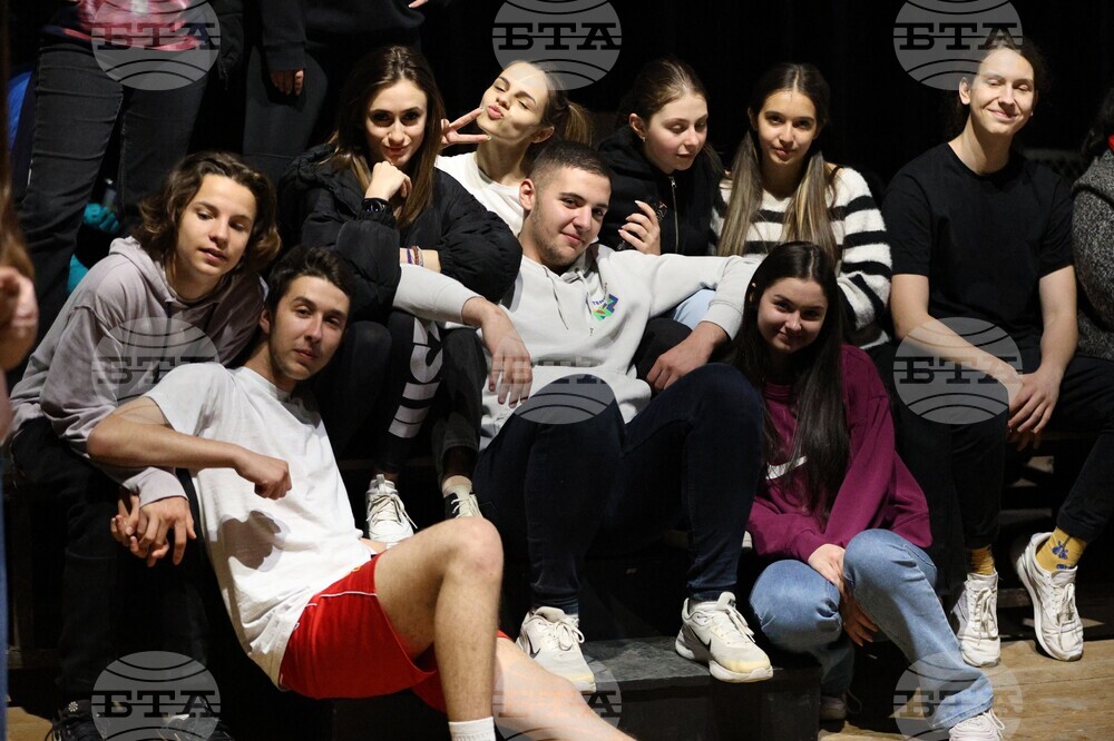 Благоевград - Камерна опера - „Класният се жени“ - премиера