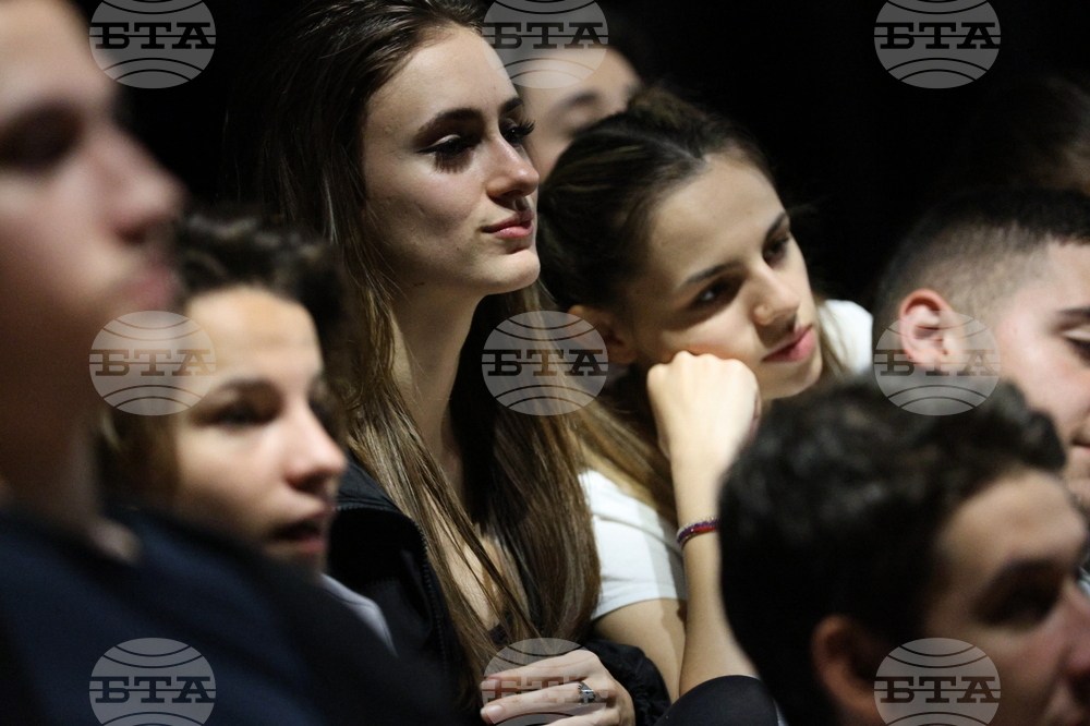 Благоевград - Камерна опера - „Класният се жени“ - премиера