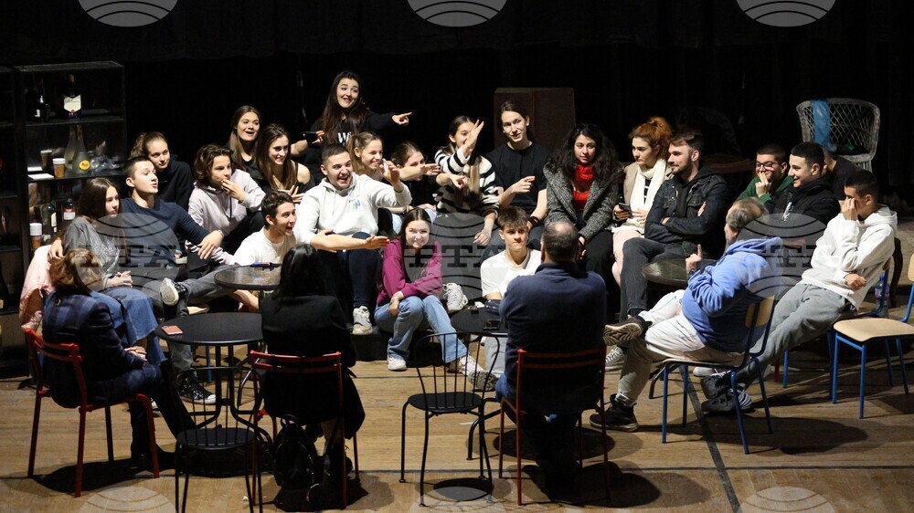 Благоевград - Камерна опера - „Класният се жени“ - премиера