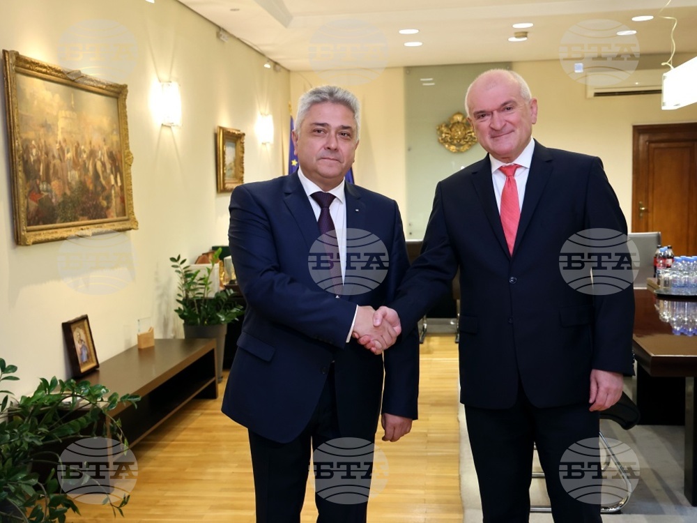 PM Glavchev Takes Up Office as Foreign Minister