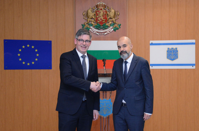 Община Варна: Заместник-кметът Павел Попов се срещна с посланика на Кралство Нидерландия у нас