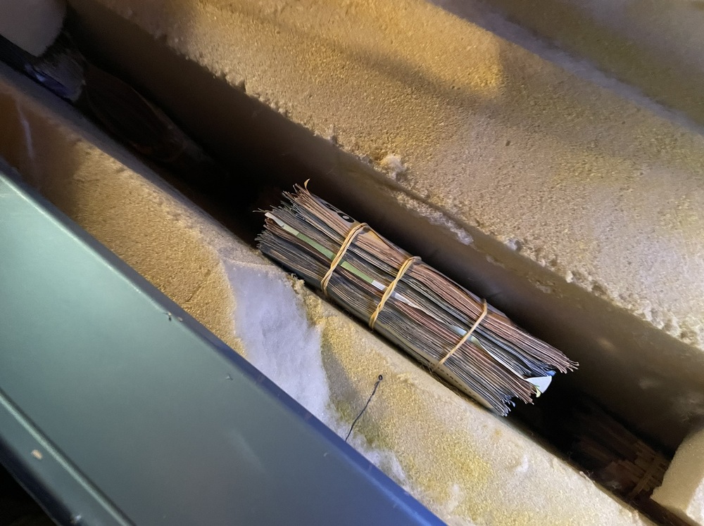 Водач на товарен автомобил е с наложена глоба за недеклариране на голяма парична сума при преминаване на границата на страната