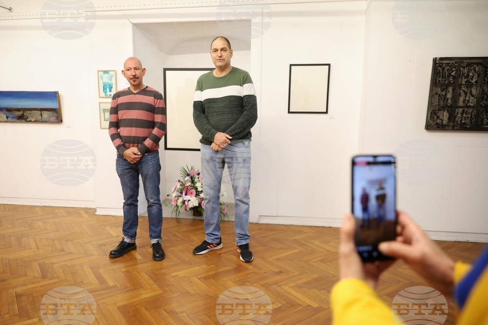 Бургас - Божил Божилов - „Полувечност“ - изложба