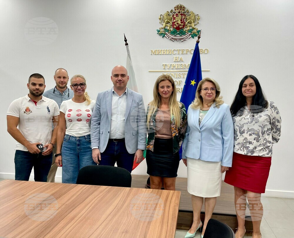 Tourism Ministry, Hoteliers Discuss Issues with Humanitarian Accommodation Programme for Ukrainians
