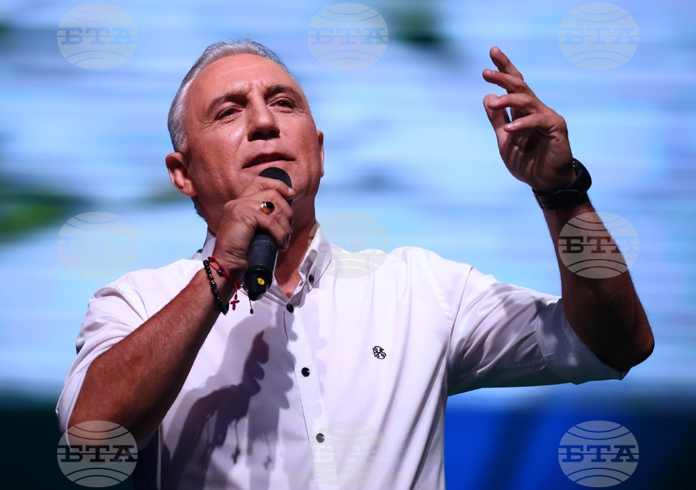 Българският футболен съюз и ЦСКА поздравиха легендарния Христо Стоичков за 59-ия му рожден ден