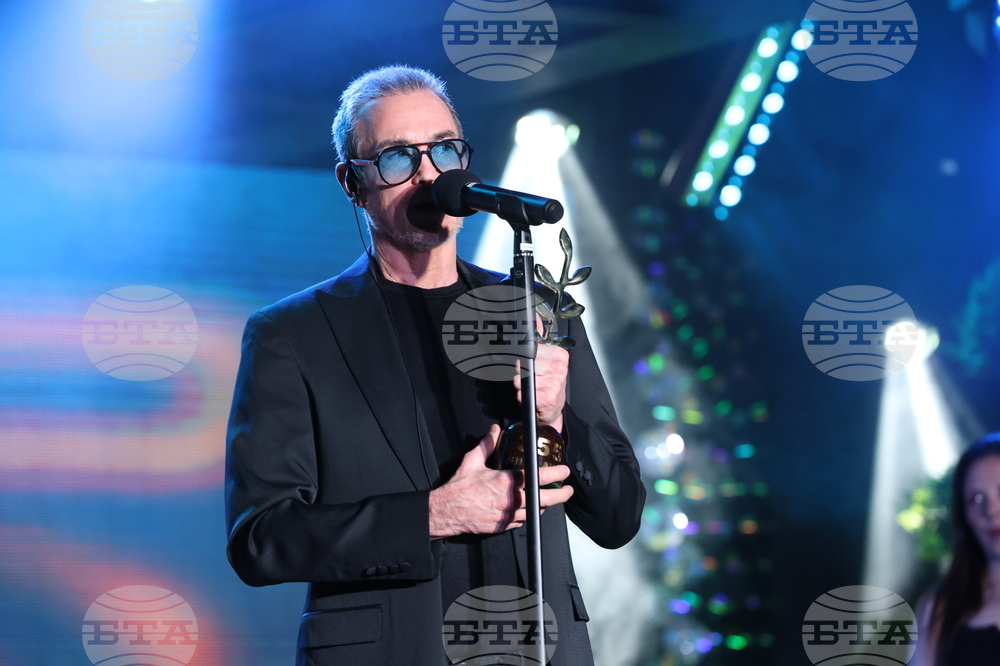 Фондация „Стоян Камбарев“ - награди - връчване