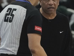 Pacers Bucks Basketball