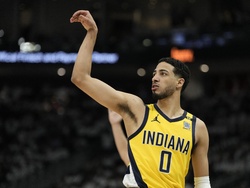 Pacers Bucks Basketball
