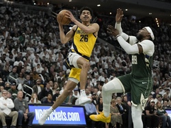 Pacers Bucks Basketball