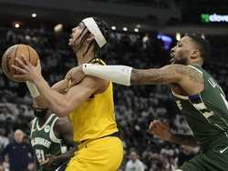 Pacers Bucks Basketball