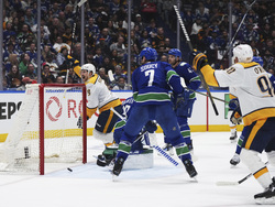 Predators Canucks Hockey
