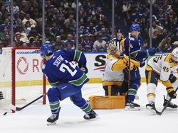 Predators Canucks Hockey