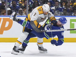 Predators Canucks Hockey