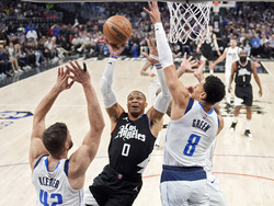 Mavericks Clippers Basketball