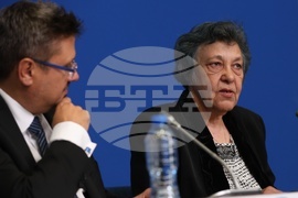 Национален пресклуб на БТА София - договор за дългосрочно сътрудничество между Национална професионална гимназия по полиграфия и фотография и БТА