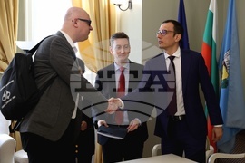 Подписване на „Колективен трудов договор 2024-2025 за детско и училищно здравеопазването София – град“