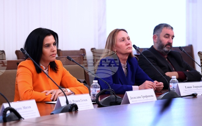  Народно събрание - Подкомисия за наблюдение на дейността в областта на защитата на потребителите и ограничаването на монополите