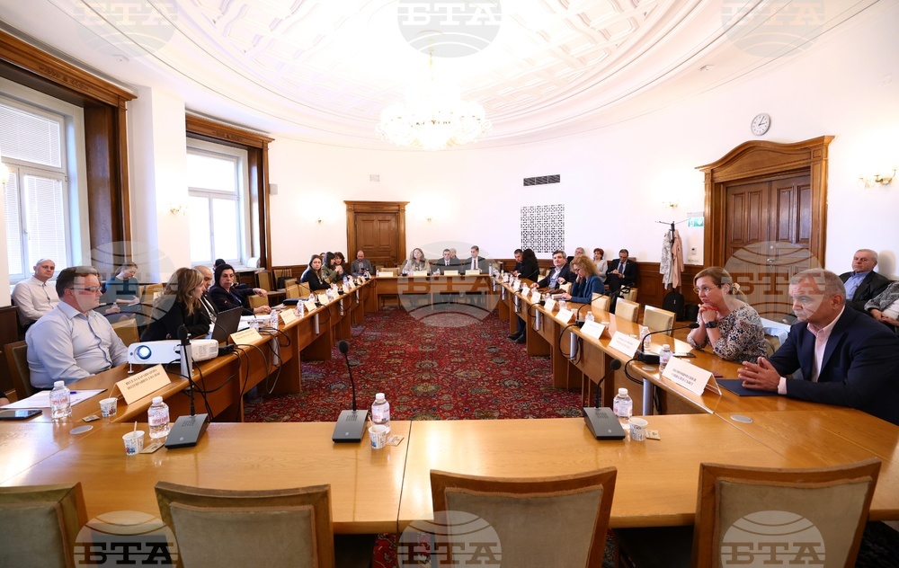 Парламент - Комисия по труда, социалната и демографската политика