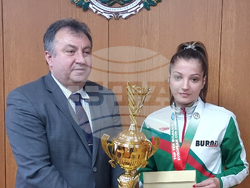 Шумен - Христо Христов - спортисти - награждаване