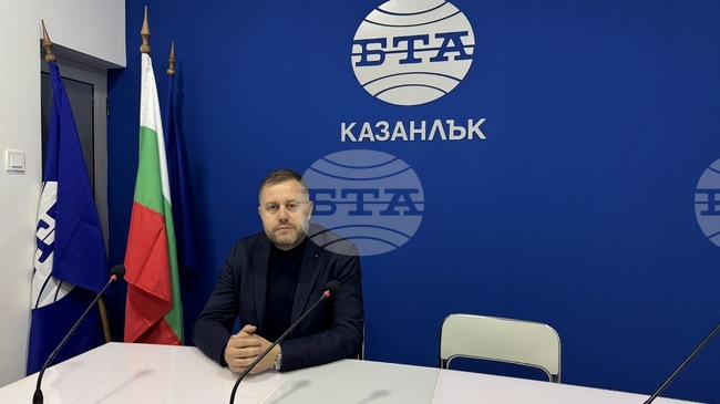 Журналистът Георги Милков ще представи в Казанлък книгата си „Носорог в банята и още нови истории от ръчния багаж"