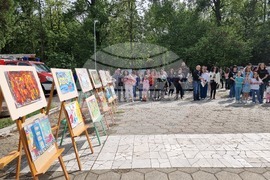 Ямбол - награждаване - конкурс за детска рисунка „С очите си видях бедата“