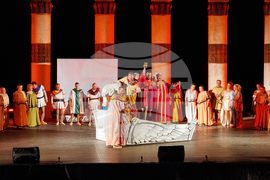 Стара Загора - спектакъл „Хубавата Елена“