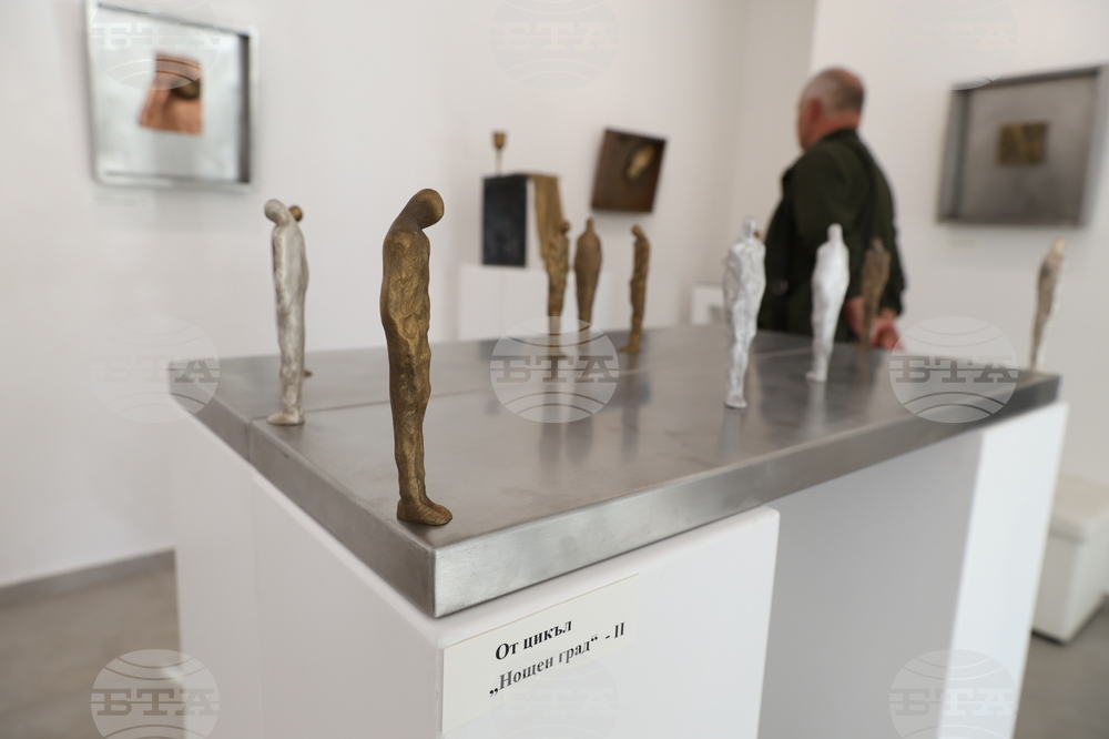 Галерия „Вежди“ - Бойко Митков  - изложба „Пълнолуние“ 