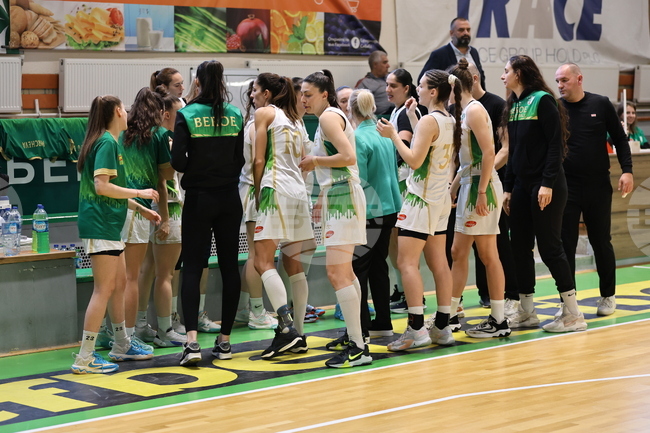 Шампионът Берое постигна категоричен успех при гостуването си на Академик (Пловдив) в женското баскетболно първенство