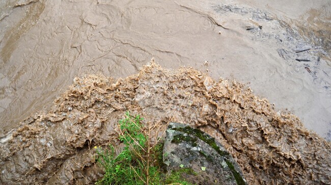 Река Поповска се е покачила рязко след проливен дъжд в община Болярово, няма наводнени имоти, съобщи кметът Христов