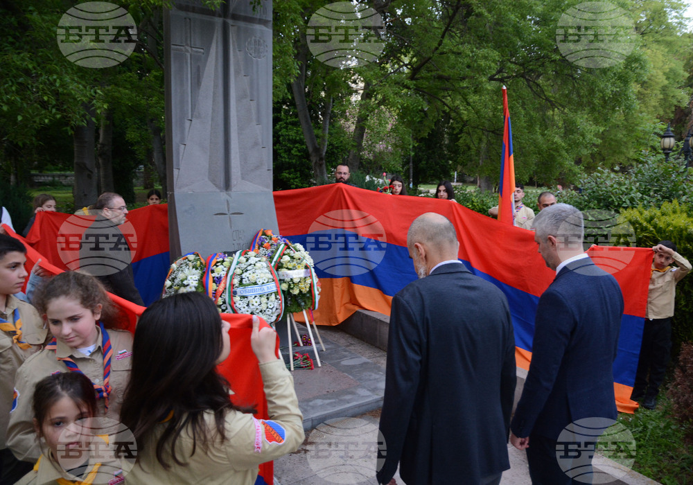 Община Варна: Кметът Благомир Коцев почете 109-ата годишнина от Арменския геноцид