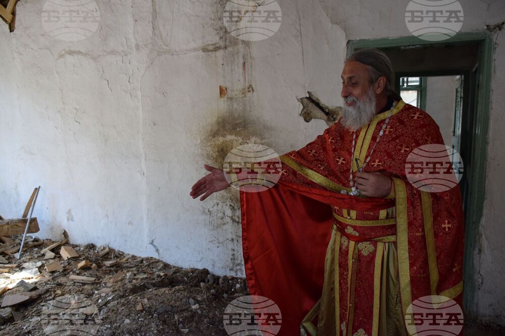 Село Лешница - 100-годишно училище - ремонт