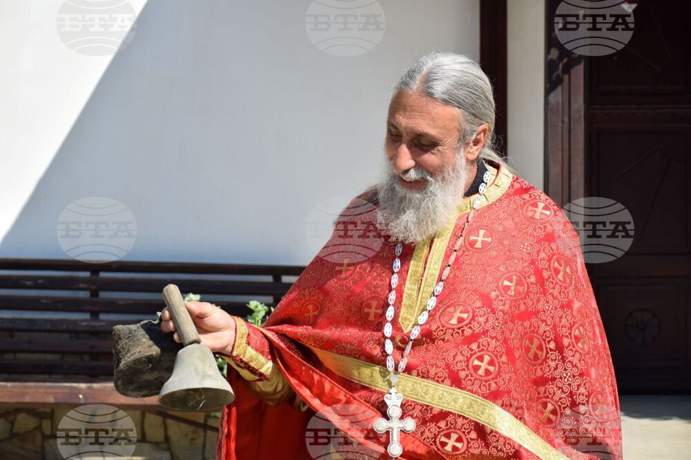 Село Лешница - 100-годишно училище - ремонт