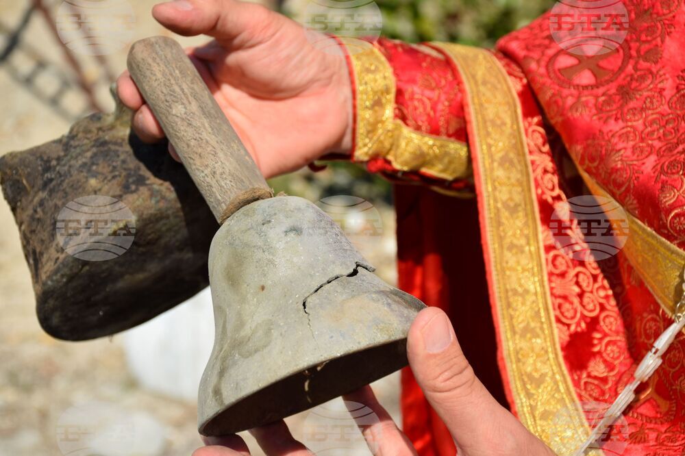 Село Лешница - 100-годишно училище - ремонт