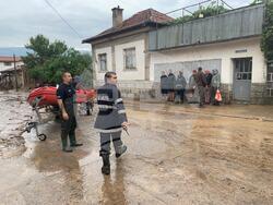 Министър Шишков: Регионалното министерство ще помогне на наводнените населени места в община Карлово