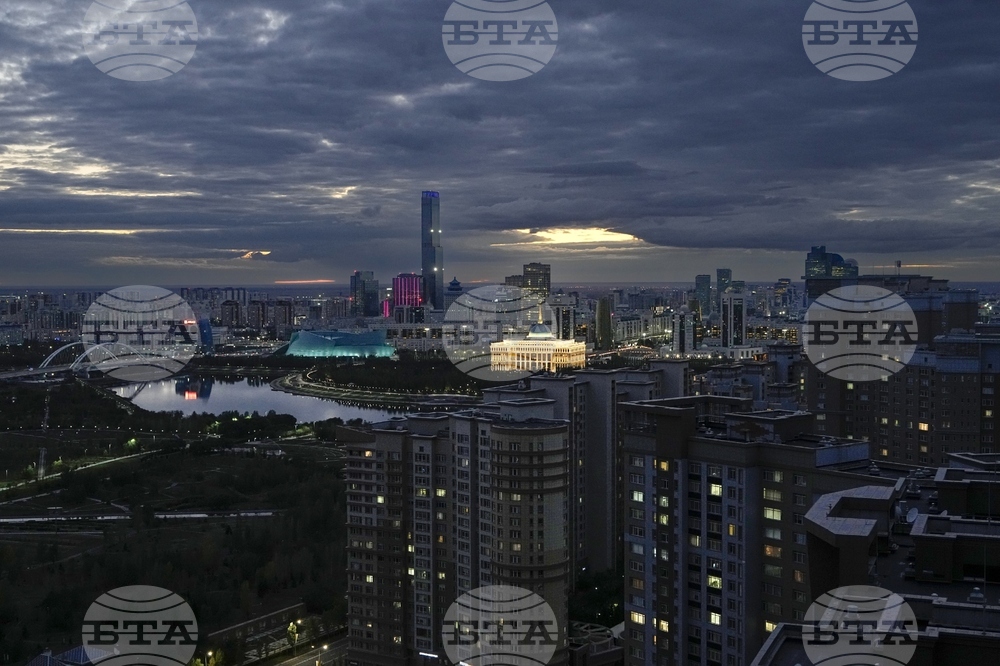 Казинформ: Сенатът на Казахстан одобри на първо четене Закона за забрана на пропагандирането на ЛГБТ