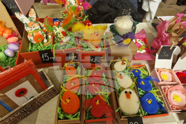 Министерство на труда и социалната политика - базар с мисия „Украси своя Великден с кауза!“