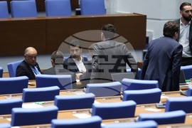 Парламент - заседание -  Кирил Петков - Атанас Атанасов