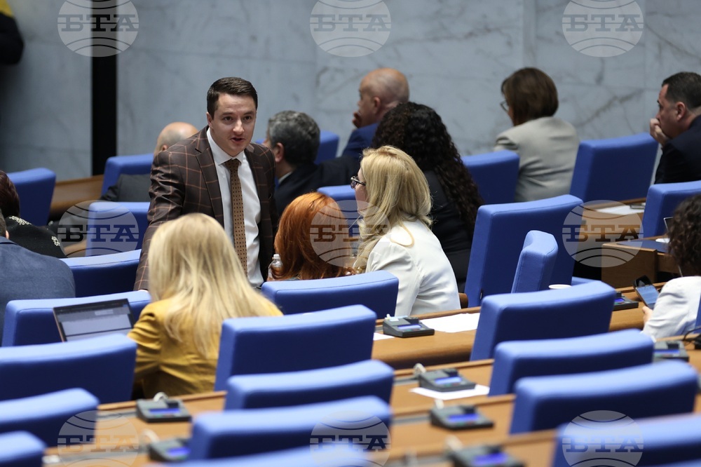 Парламент - заседание - Явор Божанков